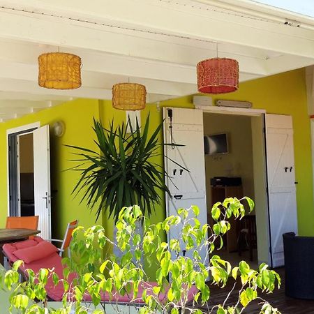Mini-Villa Entre Montagne Et Mer Goyave Ngoại thất bức ảnh