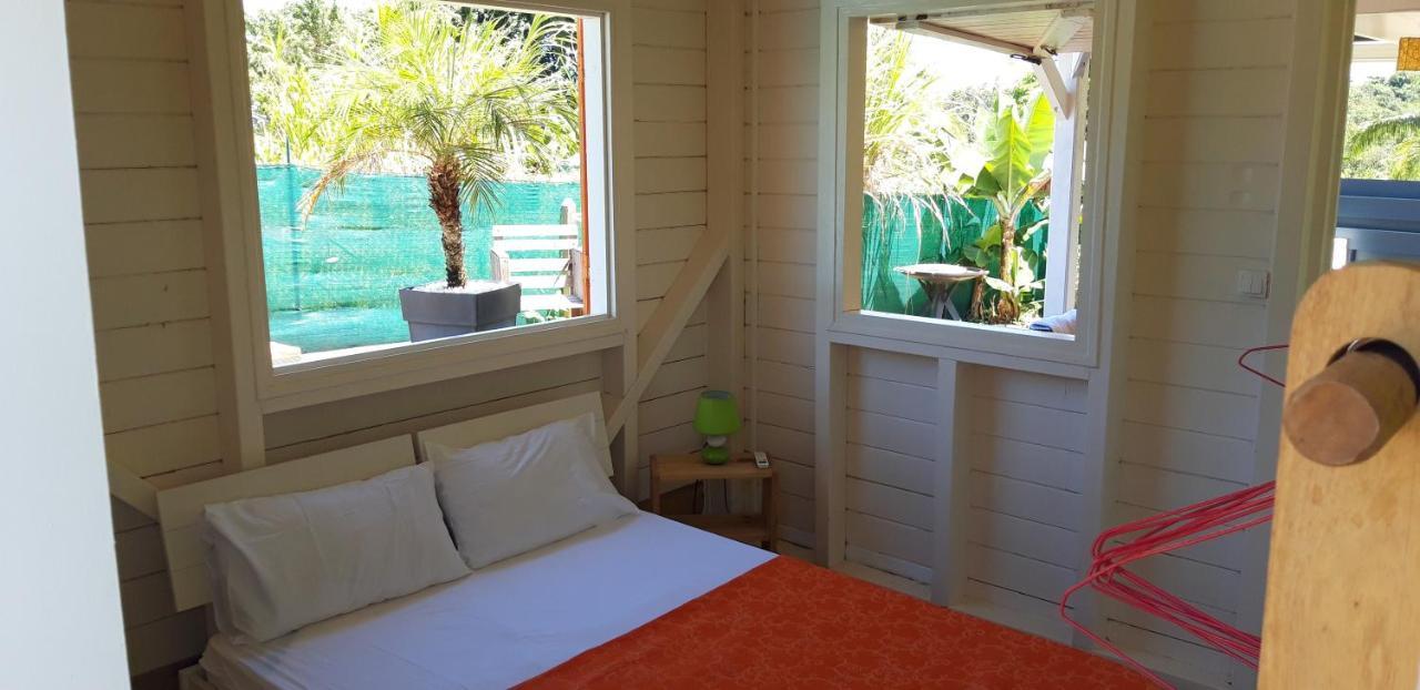 Mini-Villa Entre Montagne Et Mer Goyave Ngoại thất bức ảnh